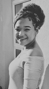 Charney Jada Rooi